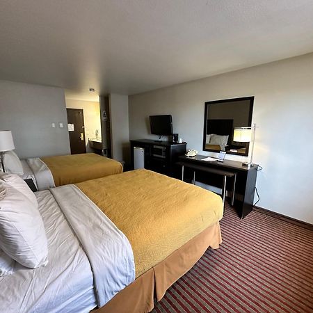 Rodeway Inn & Suites Madison East Εξωτερικό φωτογραφία