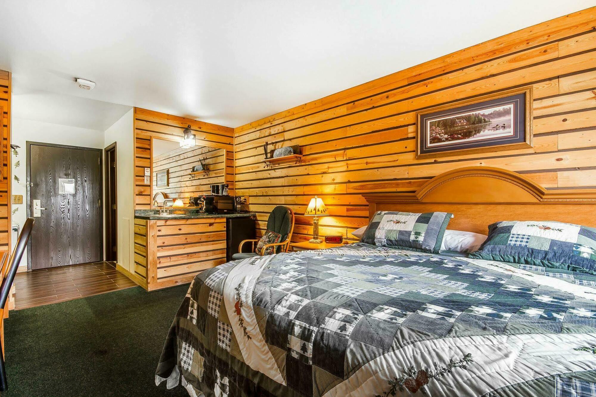 Rodeway Inn & Suites Madison East Εξωτερικό φωτογραφία